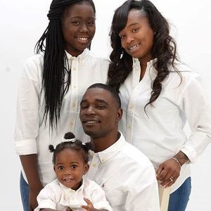 Meet your Posher, Tyechia